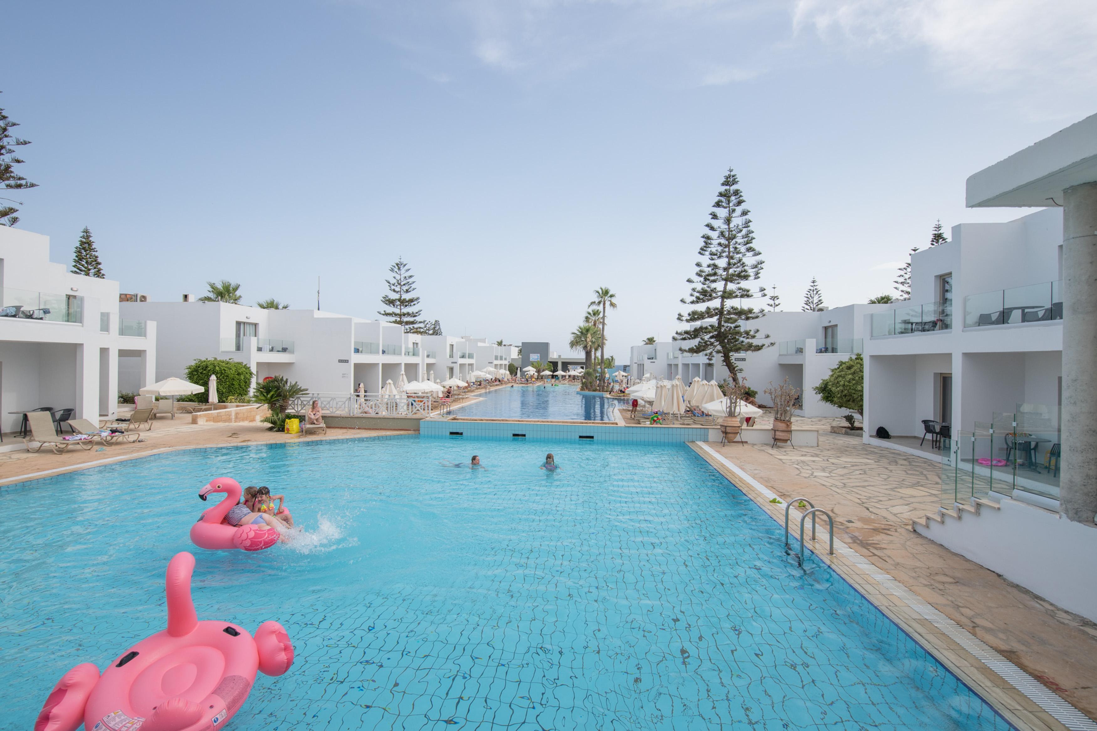 Atlantica Panthea Resort Agia Napa Exterior foto