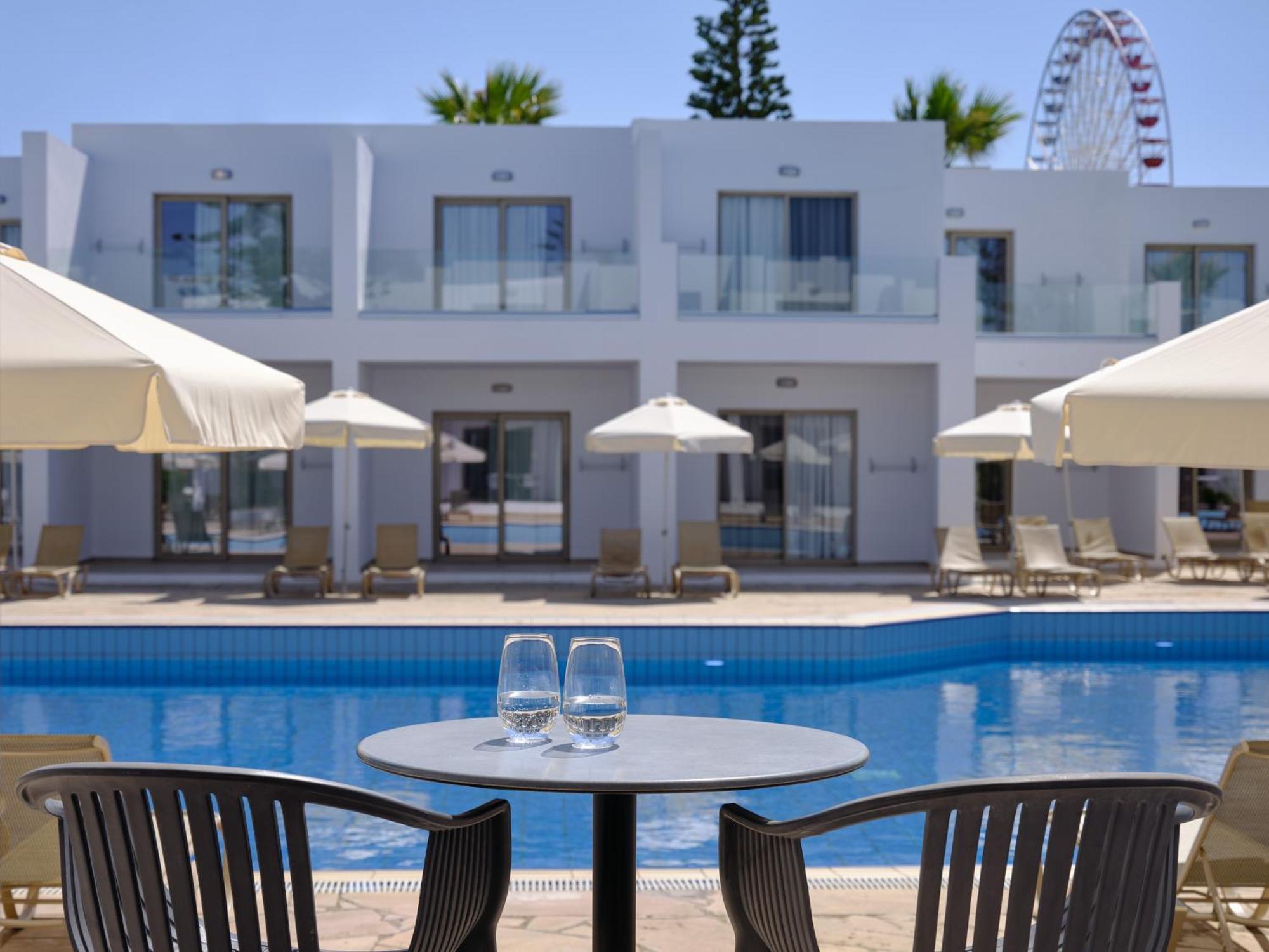 Atlantica Panthea Resort Agia Napa Exterior foto