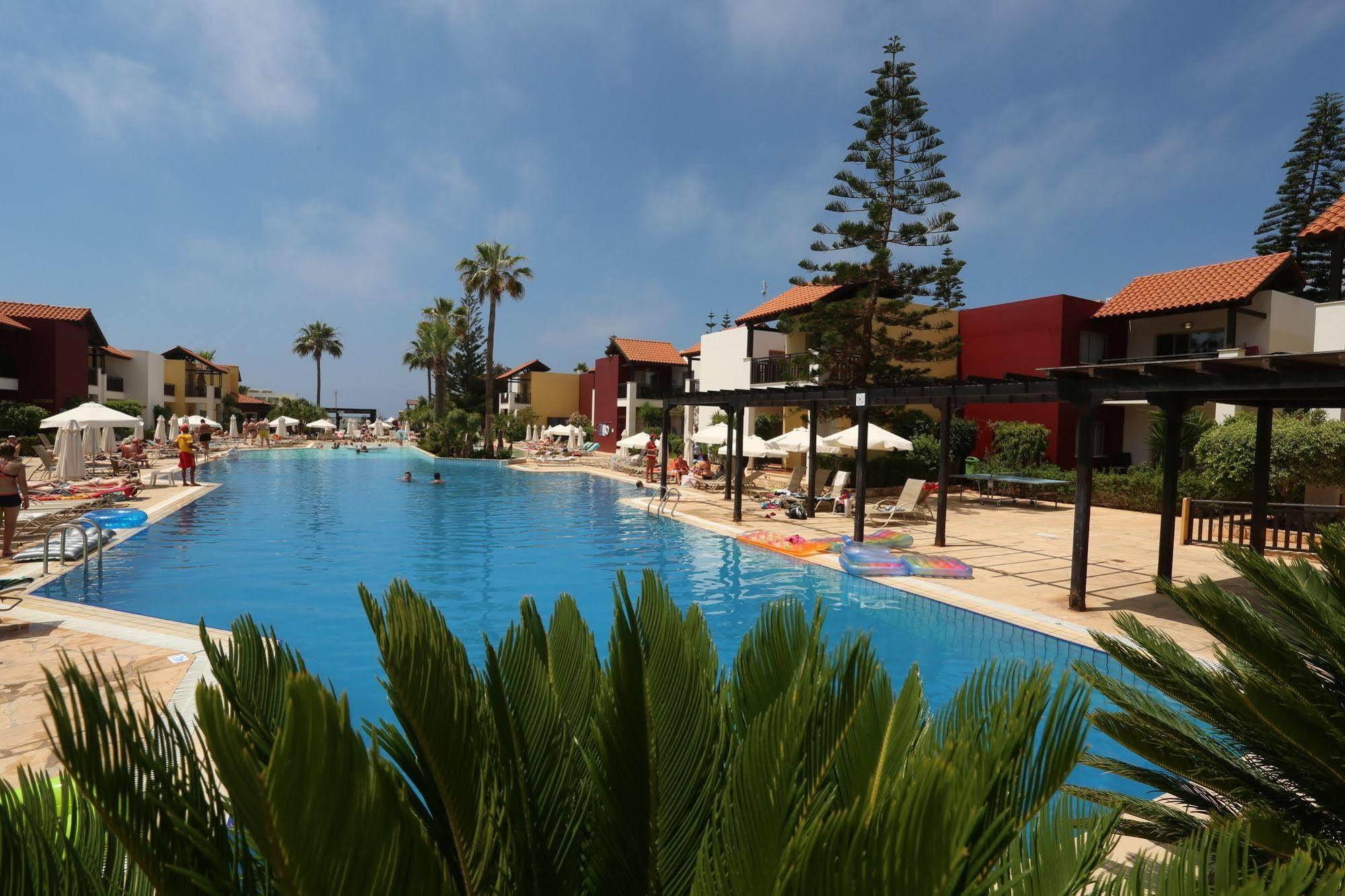 Atlantica Panthea Resort Agia Napa Exterior foto